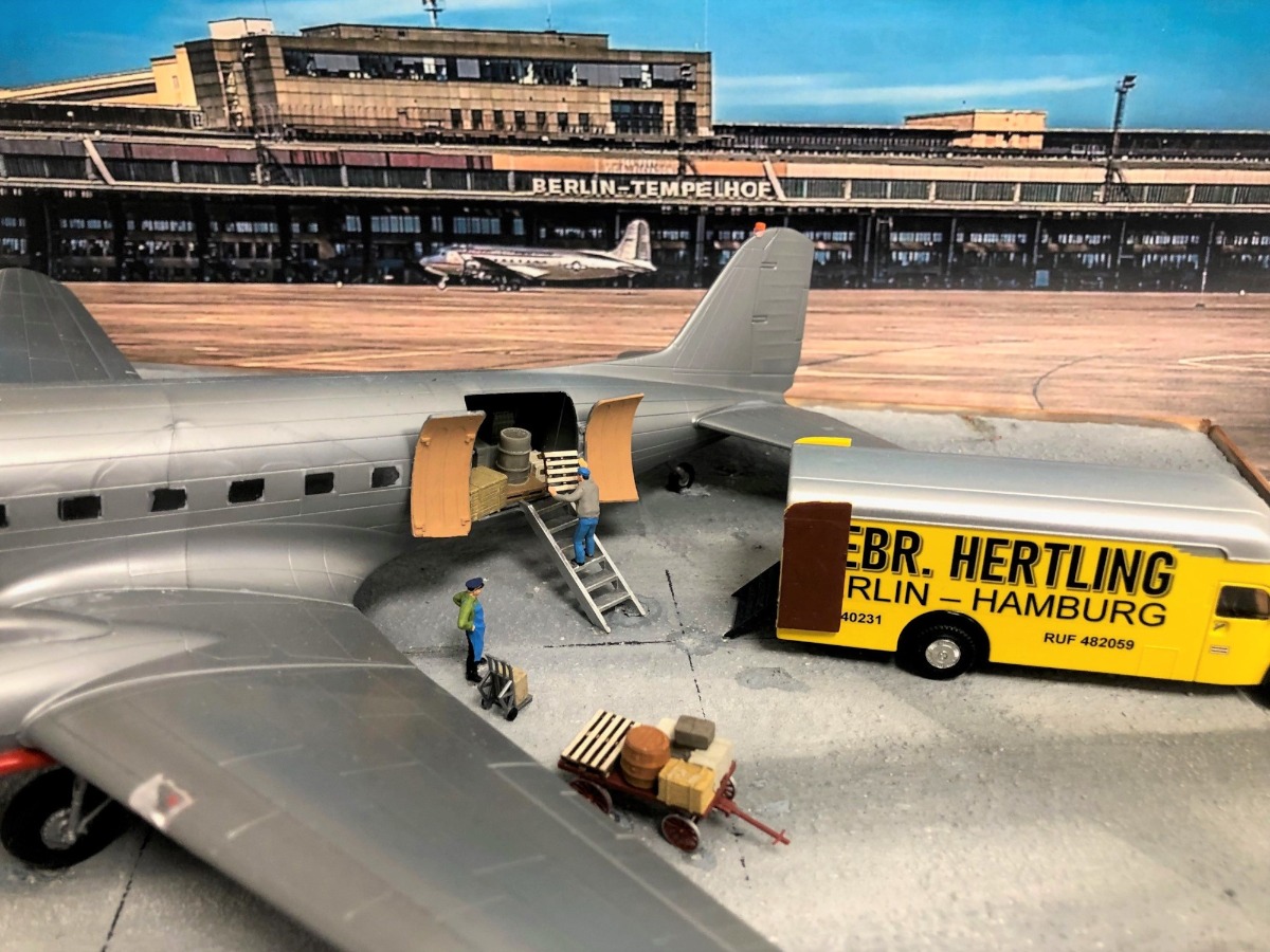 HERTLING Luftbrücke Berlin Modell